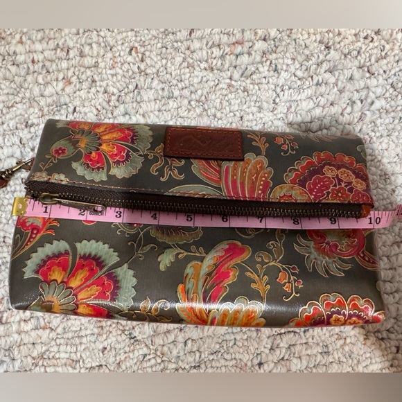 Patricia Nash Floral Wristlet Clutch - Picture 9 of 9